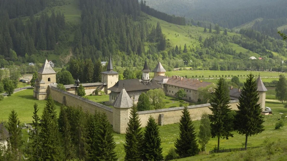 Calendar 26 august: 1871   Sărbătorirea a 400 de ani de la târnosirea mânăstirii Putna  Primul congres al studenților români de pretutindeni jpeg