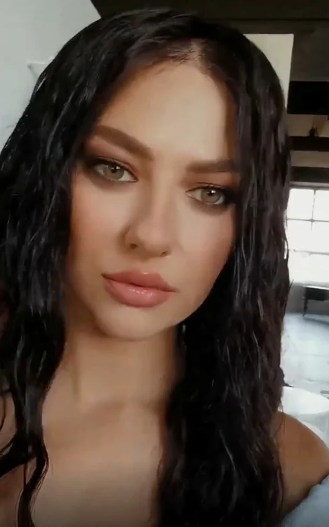 6 lidia buble bruneta jpg jpeg