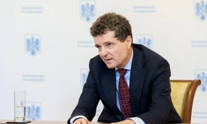 nicusor dan foto x jpeg