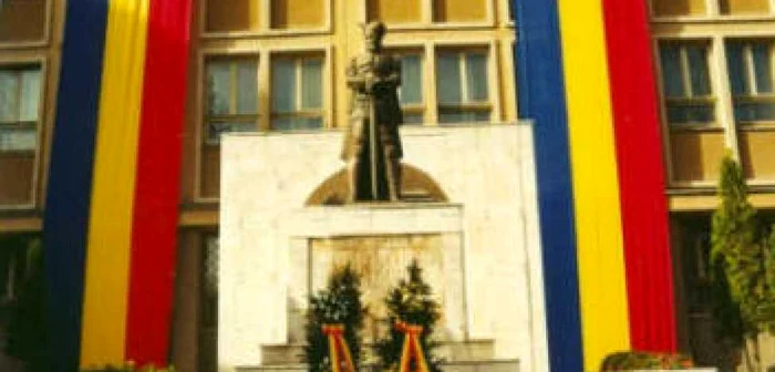 Alba Iulia: Pontul zilei - Evenimente la Colegiul Militar Liceal „Mihai Viteazul“