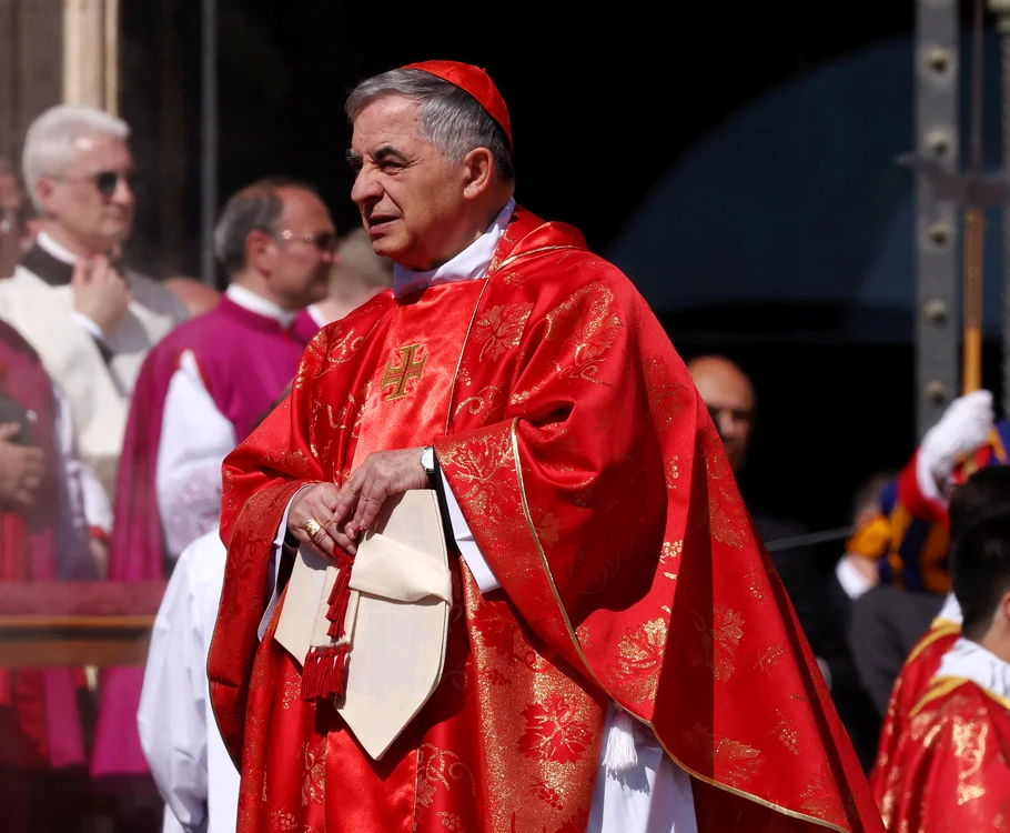 Cardinalul italian Angelo Becciu 