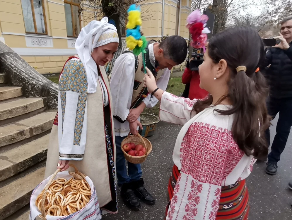 Cu Sorcova se mergea mai întâi la rudele apropiate FOTO: A.M. 