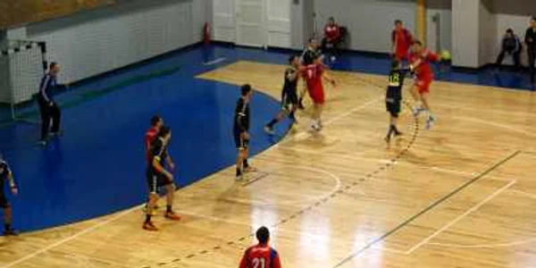 Handbaliştii vasluieni au avut nenumărate ratări FOTO