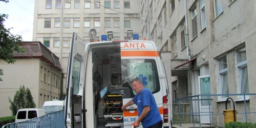 Fetele au fost aduse cu ambulanţele la Zalău