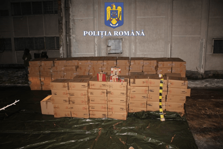 Fabrică de țigări clandestină, descoperită în Suceava