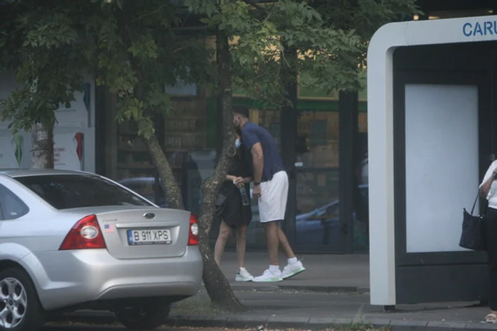 
    Nuntașii au căzut claie peste grămadă, de la 4 m înălțime  