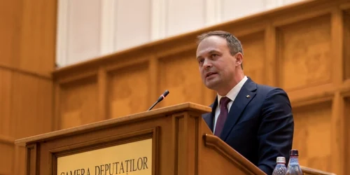 Andrian Candu parlament.md