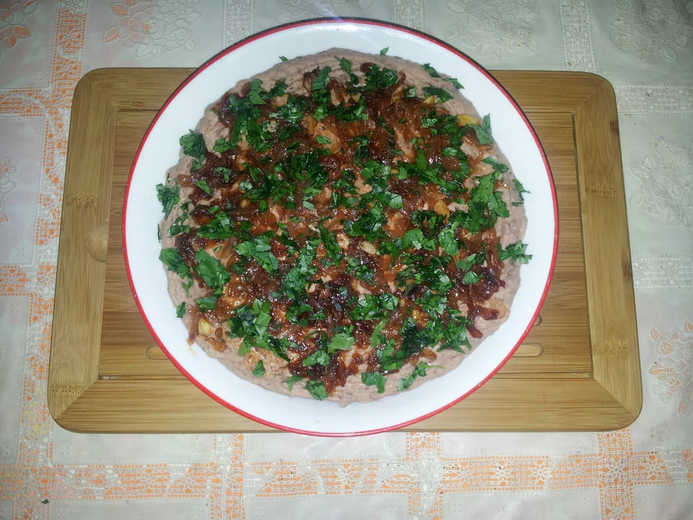 
    Fasole bătută  