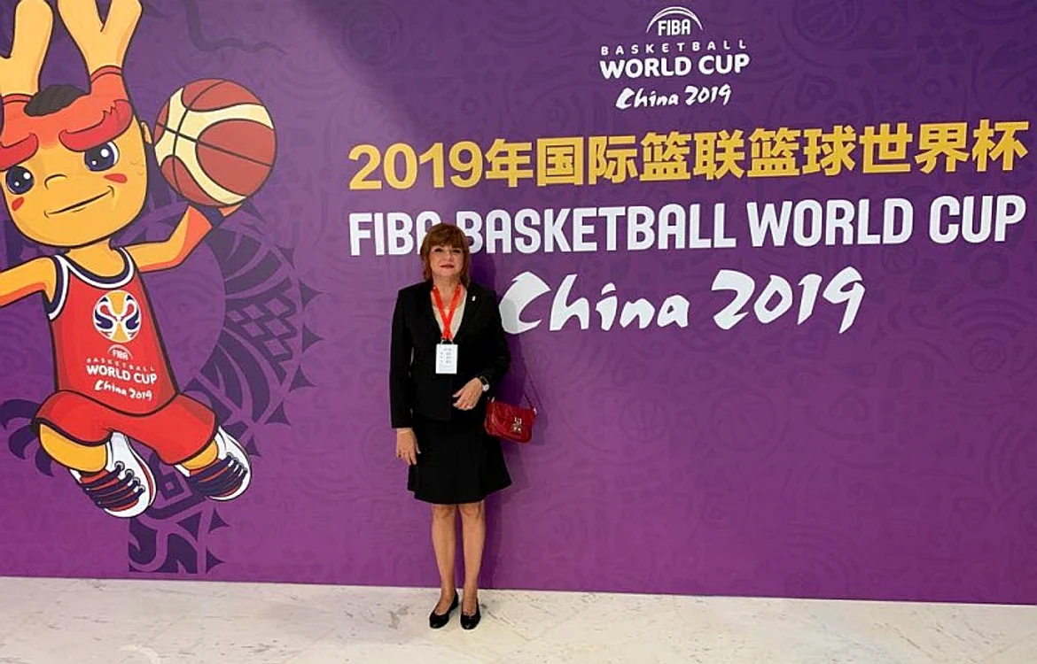 
    Carmen Tocală se află în China, la Cupa Mondială masculină de baschet  