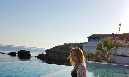 Adina Halas in Cipru (3) jpeg