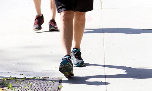 Russell Crowe goes for a run with a mystery blonde around Beverly Hills jpeg