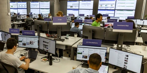 centru operational Dublin Facebookm FOTO Facebook