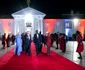Regina Camilla fără tiara la balul din Kenya