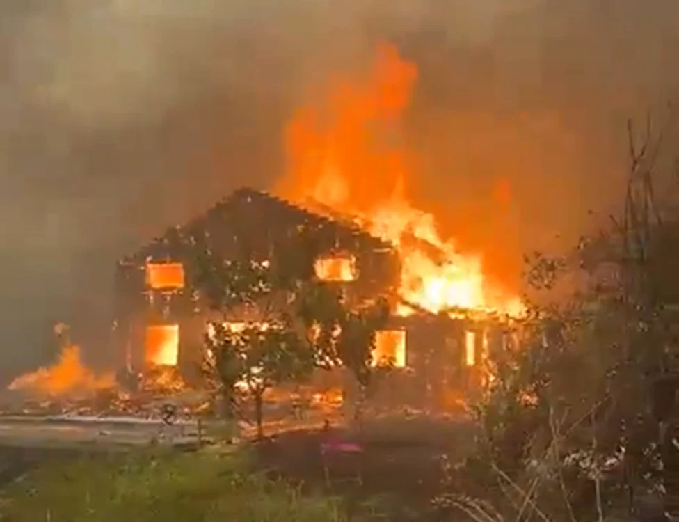 Franța arde: alertă „neagră” și peste 140 de mii de evacuați. Foto: captură video