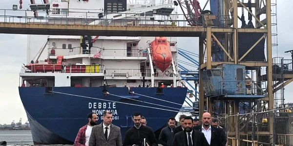 Compania Abu Dhabi Ports in vizita in Portul Constanta foto Portul Constanta  png