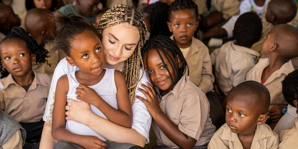 ana baciu voluntar africa de sud 01 foto arhiva personala jpg
