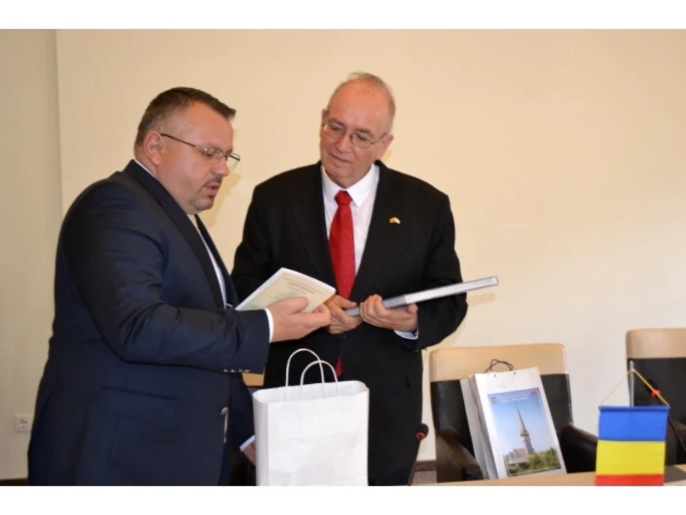 Ambasadorul Israelului in Romania, vizita la Sighet FOTO: primaria-sighet.ro