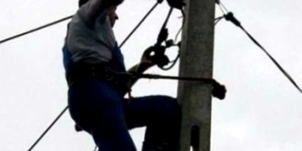 Prins cu o instalație prin care sustrăgea electricitate