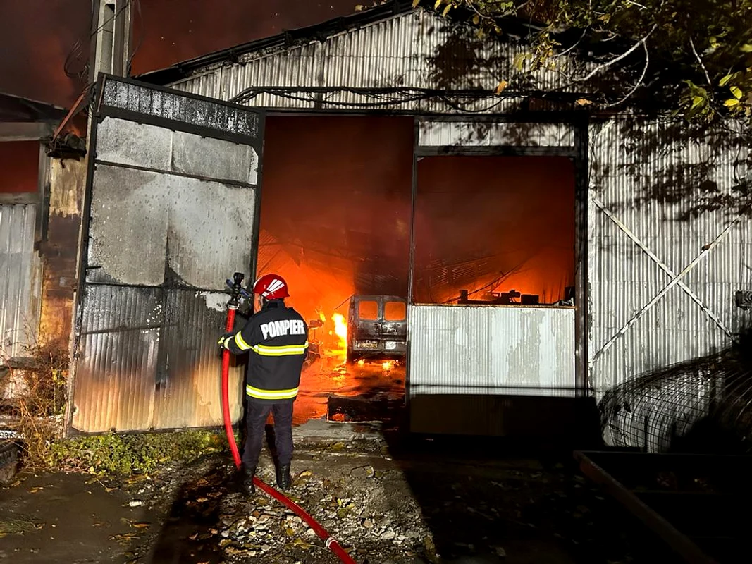 hale industriale incendiu Galati FOTO ISU Galati (3) jpeg