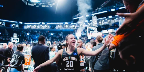 Sabrina Ionescu foto Brandon Todd New York Liberty jpeg