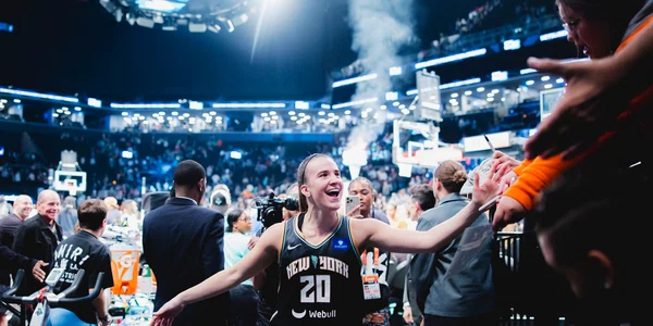 Sabrina Ionescu foto Brandon Todd New York Liberty jpeg