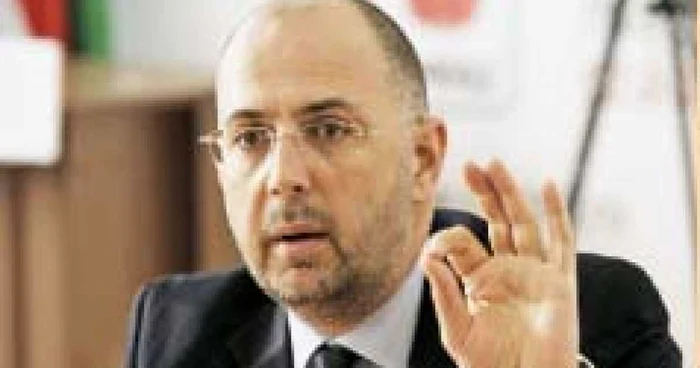 Kelemen Hunor a negociat la sânge voturile UDMR pentru şefia Senatului p Foto: mediafax
