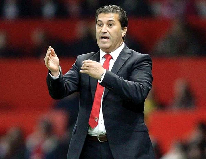 
    Peseiro  antrenează  pe Porto   