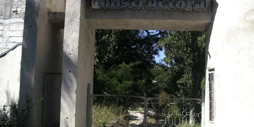 Ce-a mai rămas din sanatoriul „Constructorul“ de la Condrița