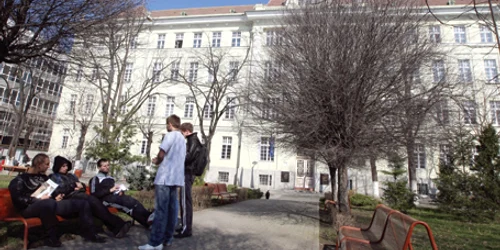 Universitatea de Medicină şi Farmacie „Victor Babeş” din Timişoara a fost înconjurată de scandaluri