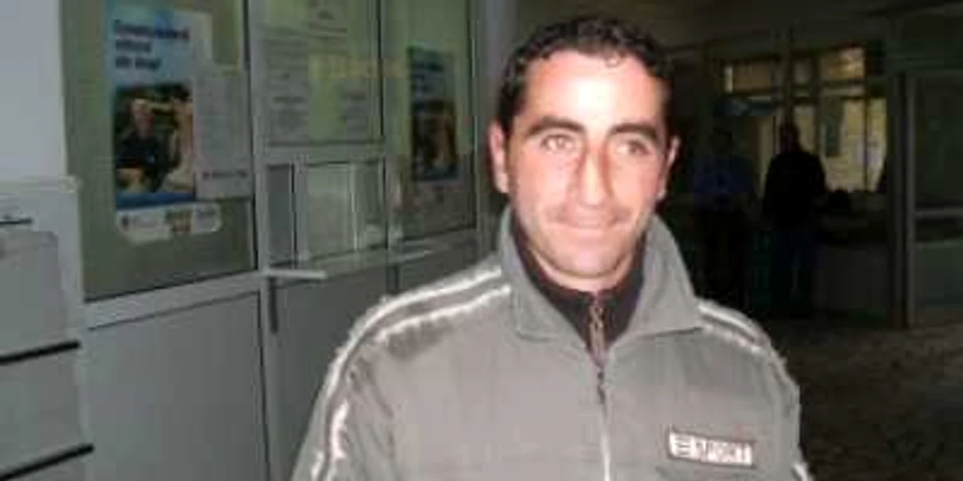 FOCŞANI: Lăsaţi pe drumuri în prag de iarnă