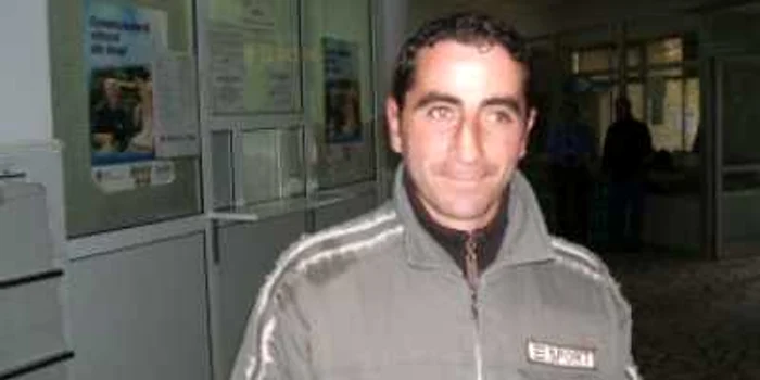 FOCŞANI: Lăsaţi pe drumuri în prag de iarnă