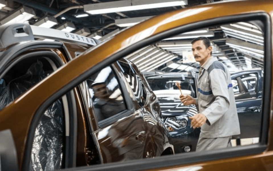 Dacia își depășește din nou competitorii. Cu cât au crescut vânzările în Europa