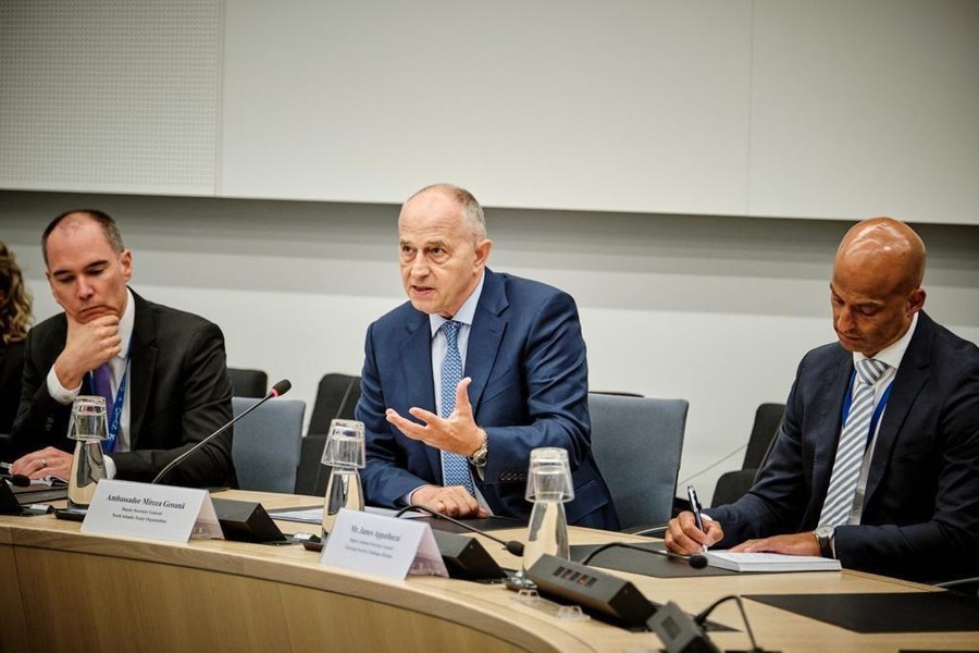 Mircea Geoană susține că Vanghelie nu a strâns semnături pentru campania lui: "Nu am vorbit cu el de 8, 9 ani". Ce spune despre cumnatul său fugar 