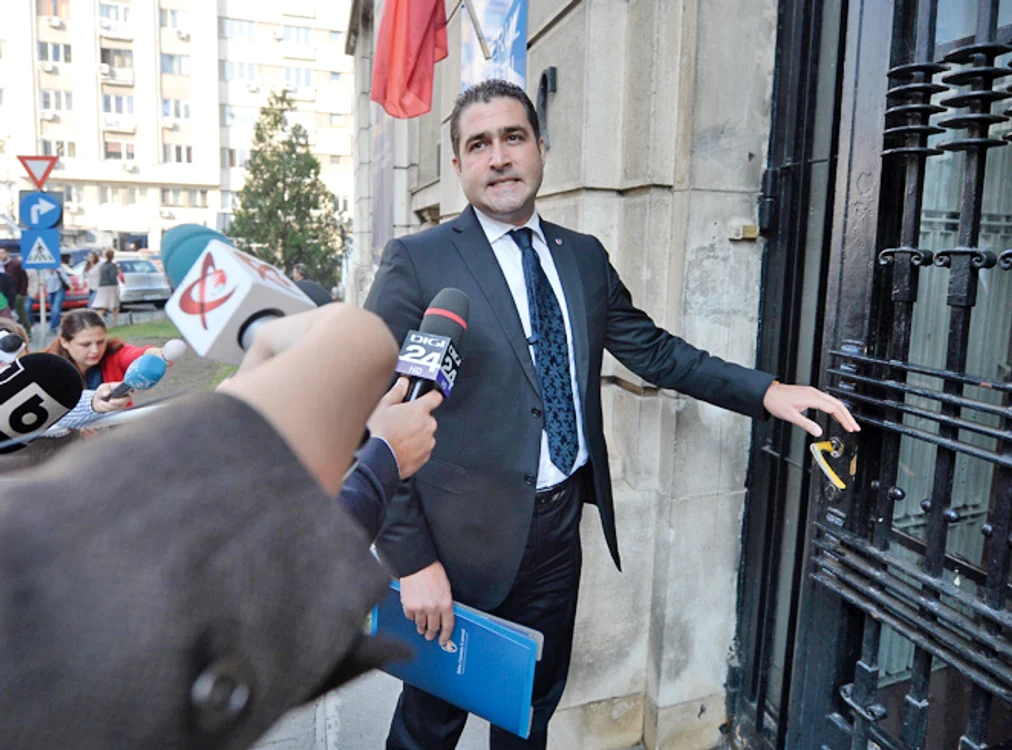 Executorul judecătoresc  Iulian Coşoreanu  intră în minister  
