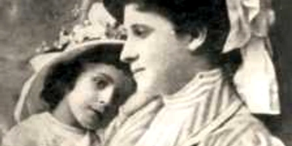Natalia Negru (1882-1962), cu fiica sa, Corina 
