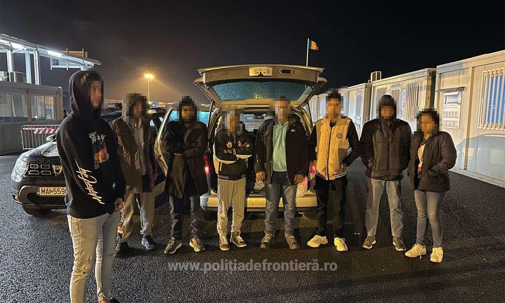 Șapte persoane, din Sri Lanka și Pakistan, găsite ascunse în portbagajul unui autoturism pentru a trece frontiera 