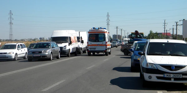 Traficul s-a desfășurat cu dificultate câteva zeci de minute pe drumul care leagă Ploiești de Păulești
