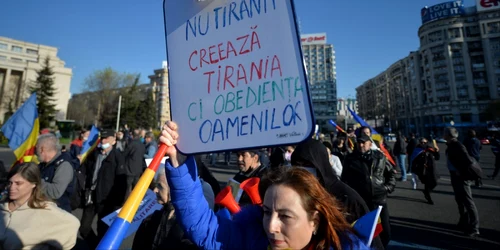 Protest împotriva restricţiilor impuse de autorităţi împotriva răspândirii Covid 19. Foto Mediafax