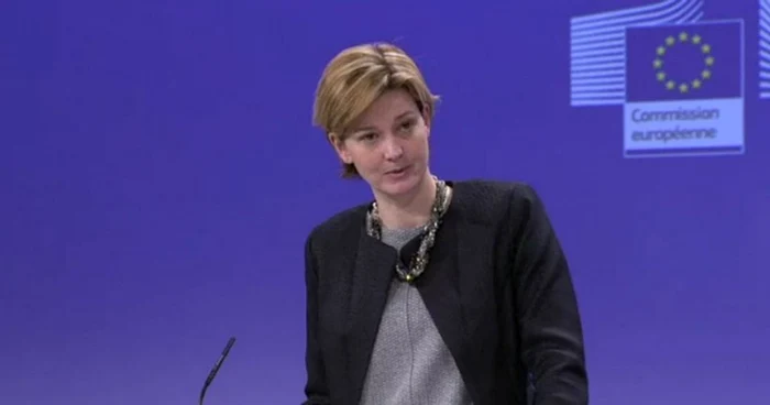 Annika Breidthardt, purtătorul de cuvânt al Comisiei Europene, că propunerea de reducere a TVA de la 24% la 19% ridică „întrebări substanţiale“ FOTO protothema.gr