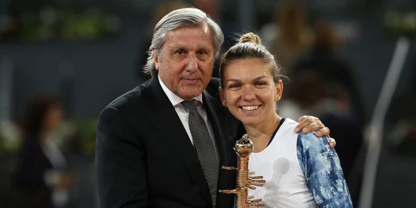 ilie nastase simona halep jpg
