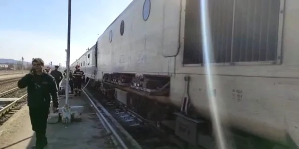 incendiu tren Arges