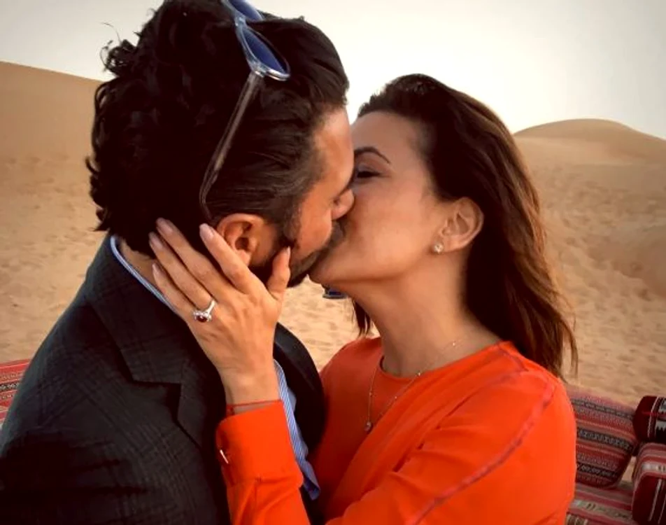 
    Eva Longoria s-a măritat cu Jose Antonio BastonFoto: arhivă personală  