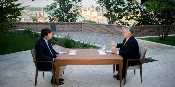 Tucker Carlson si Viktor Orban jpg