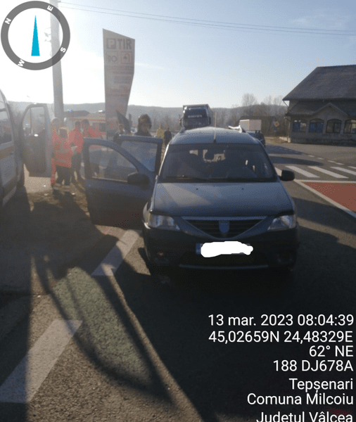 Carambol pe Dealul Negru, cu patru victime, pe DN7, între Vâlcea și Argeș. Doi copii și doi adulți au ajuns la spital