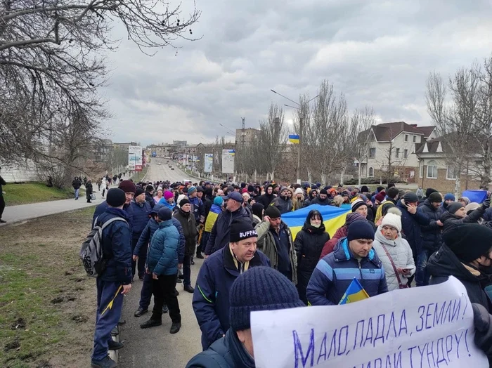 Marş spre centrul oraşului FOTO lb.ua