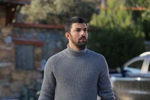 1 engin akyurek sancar fiica ambasadorului kanal d jpg jpeg