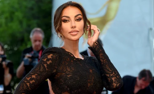 Mădălinei Ghenea i-ar fi fost furate bijuteriile, la Roma