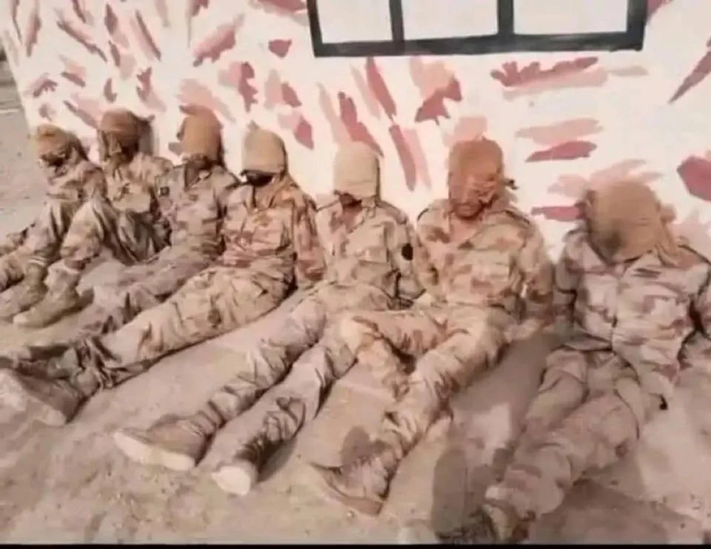 Schimburi de focuri între Pakistan și Afganistan. 58 de soldați pakistanezi au fost uciși. Frontiera a fost închisă