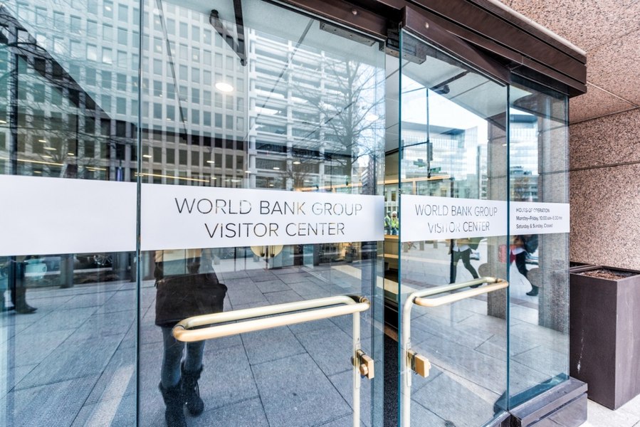 Banca Mondială a acordat Ucrainei un ajutor de 1,5 miliarde de dolari pentru plata cheltuielilor bugetare