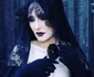 Alina Sorescu transformată în Morticia Addams în hainele din colecția Wednesday by Cera Mihailescu. FOTO: Instagram